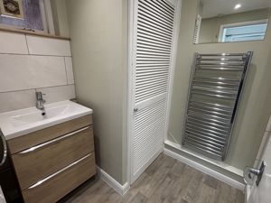 Photo 21- click for photo gallery